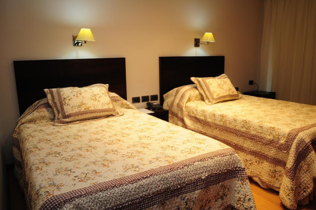 Hotel Euzko Alkartasuna Macachín Pokoj fotografie