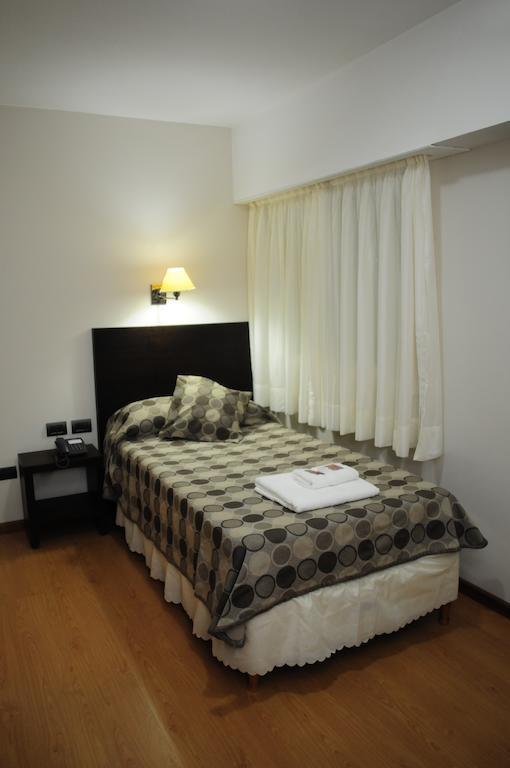 Hotel Euzko Alkartasuna Macachín Pokoj fotografie